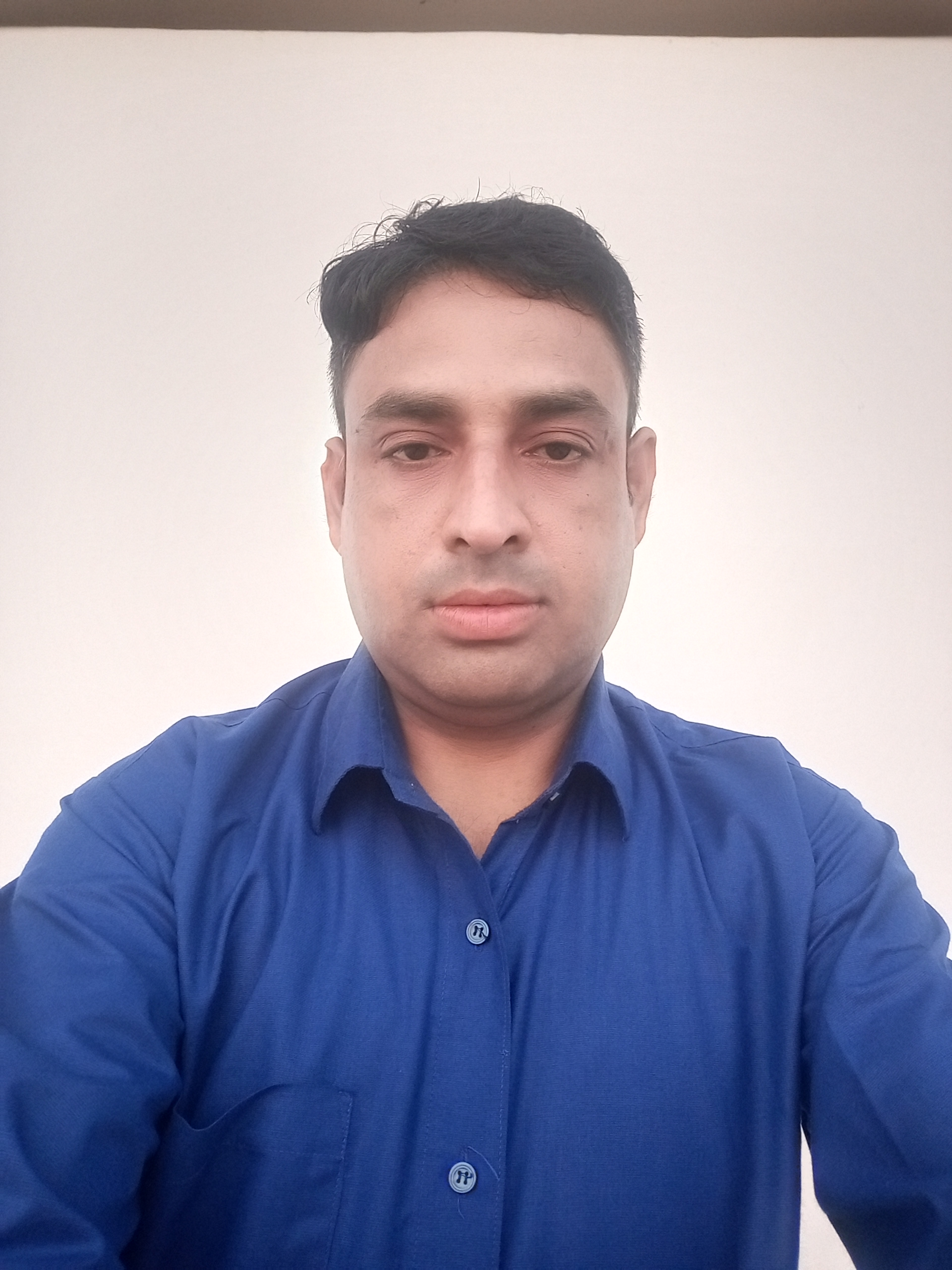 LUXMIKANT GIRI